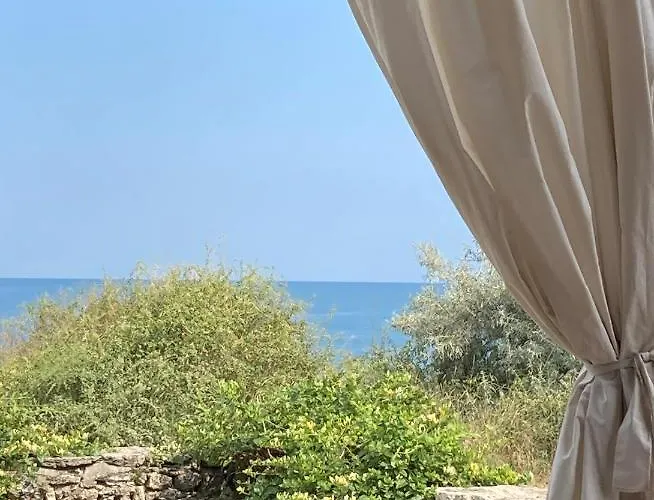 Prison De La * Доуэ-Май