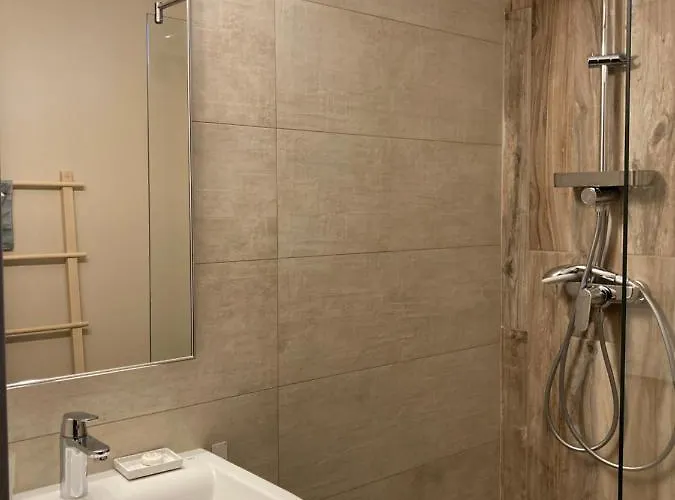 Prison De La Вилла Доуэ-Май